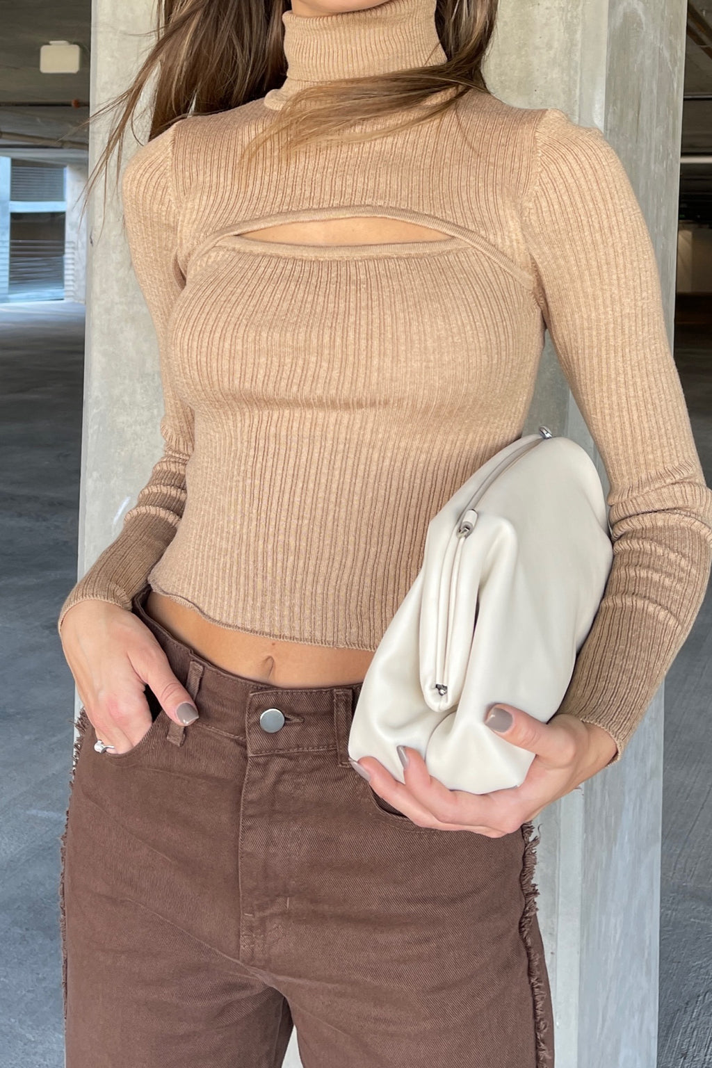 Saavi Turtleneck Crop Top - Tan